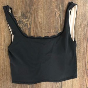 kJ medium black scallop top